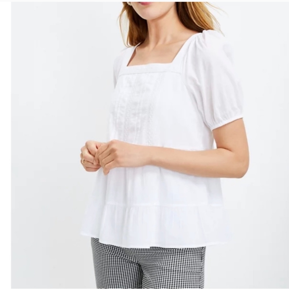LOFT White Ruffled Short Sleeve Blouse